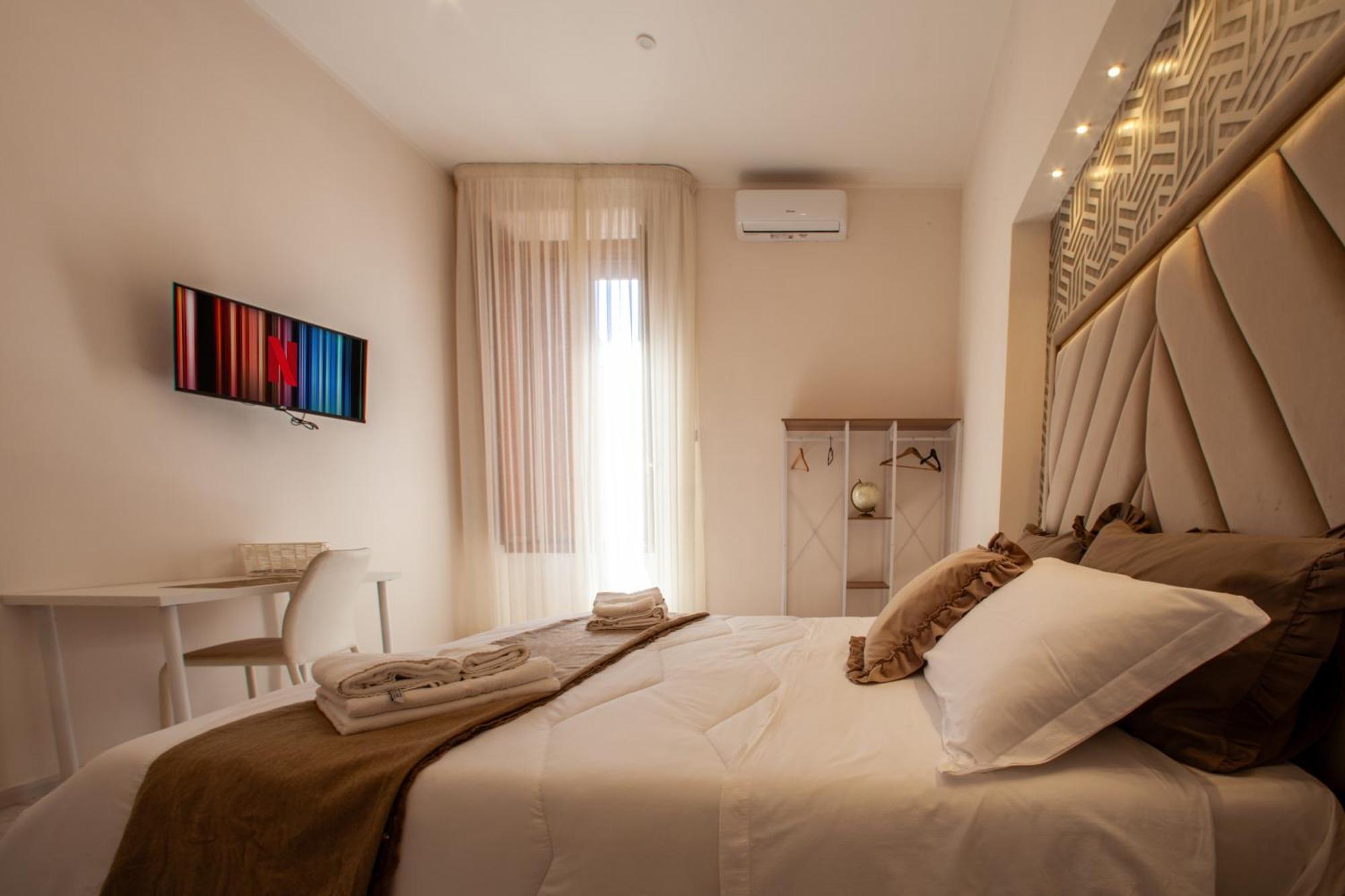 Airport Luxury Rooms Неаполь Экстерьер фото