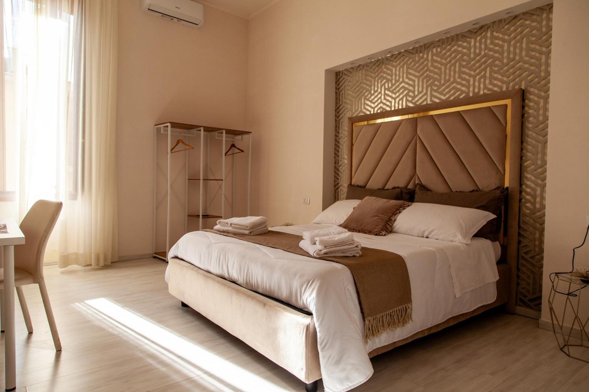 Airport Luxury Rooms Неаполь Экстерьер фото